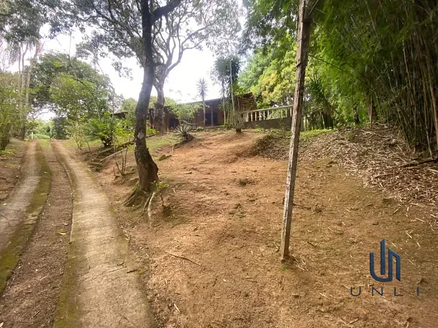 Chácara 1 quarto e 1 banheiro, à venda, no bairro Nossa Senhora do Amparo em Barra Mansa