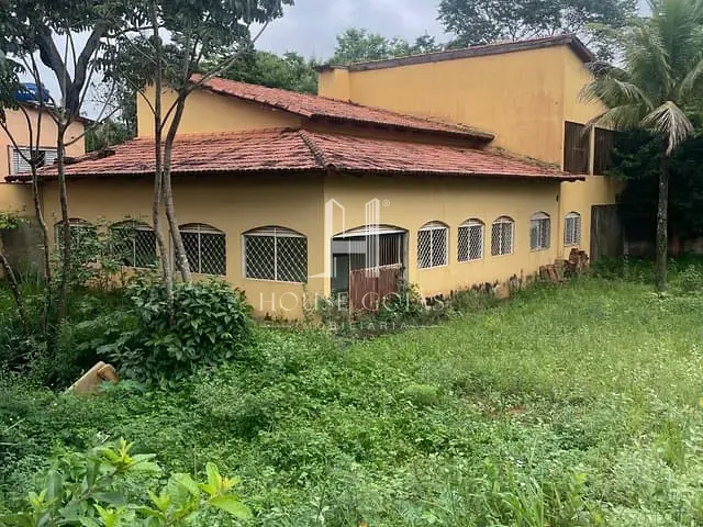 Chácara 6 quartos e 4 banheiros, à venda, no bairro Parque Veiga Jardim em Aparecida de Goiânia