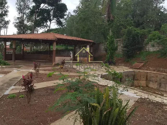 Chácara com 950m² 1 quarto e 2 banheiros, à venda, no bairro Recreio dos Bandeirantes em Guaxupé