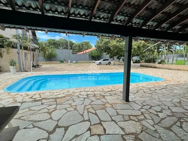 Chácara com 5000m² 5 quartos e 3 banheiros, à venda, no bairro Santa Izabel em Cuiabá