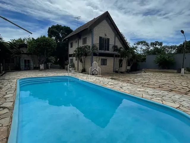 Chácara com 5000m² 5 quartos e 3 banheiros, à venda, no bairro Santa Izabel em Cuiabá