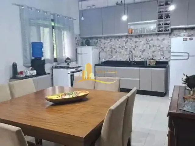 Chácara com 1500m² 1 quarto e 2 banheiros, à venda, no bairro Jardim Columbia em Mongaguá