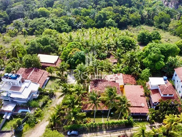 Chácara 5 quartos e 4 banheiros, à venda, no bairro Olivença em Ilhéus