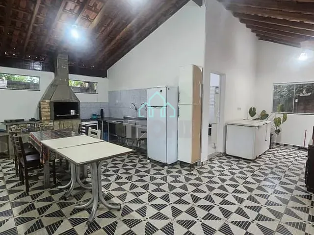 Chácara com 1250m² 3 quartos e 4 banheiros, à venda, no bairro Chácara Belo Horizonte em Taubaté