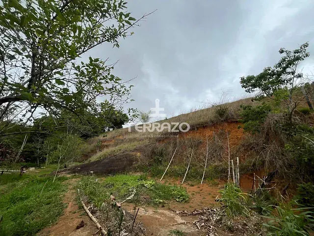 Chácara com 3900m², à venda, no bairro Califórnia da Barra em Barra do Piraí