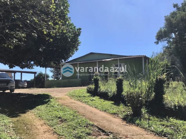 Chácara com 2570m² 2 quartos e 1 banheiro, à venda, no bairro Cidade Parquelandia em Mogi das Cruzes