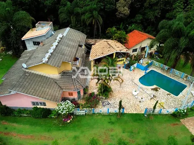 Chácara com 5000m² 4 quartos e 3 banheiros, à venda, no bairro Fim do Campo em Jarinu