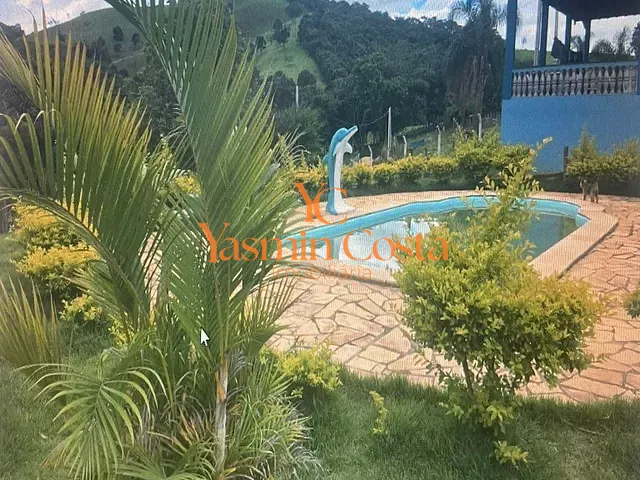 Chácara com 5800m² 3 quartos e 2 banheiros, à venda, no bairro Roseta em Cambuí