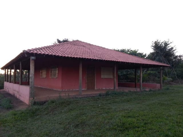 Foto do Chácara - Chácara à venda 2 Quartos, 5000M², Vila Arquelau, Uberaba - MG | ZUCATO IMOBILIARIA LTDA
