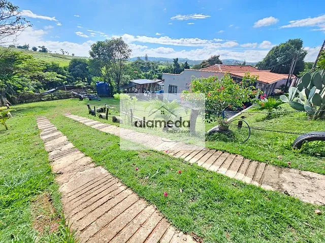 Chácara com 1683m² 4 quartos e 2 banheiros, à venda, no bairro VILA RIBEIRO em Jacarezinho