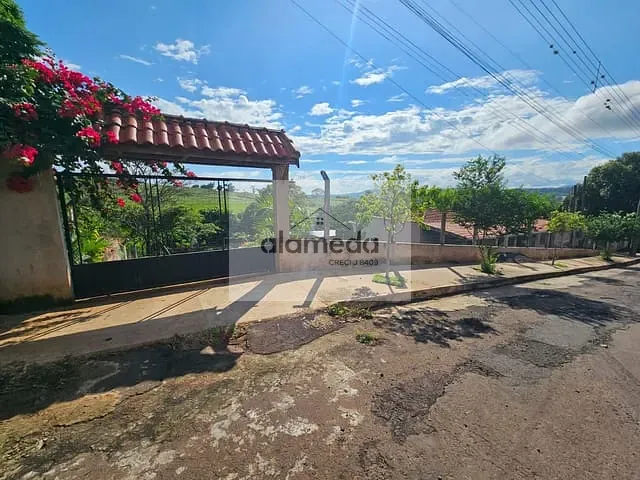 Chácara com 1683m² 4 quartos e 2 banheiros, à venda, no bairro VILA RIBEIRO em Jacarezinho