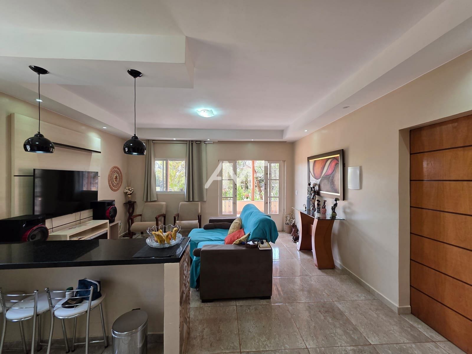 Chácara à venda com 3 quartos, 200m² - Foto 9