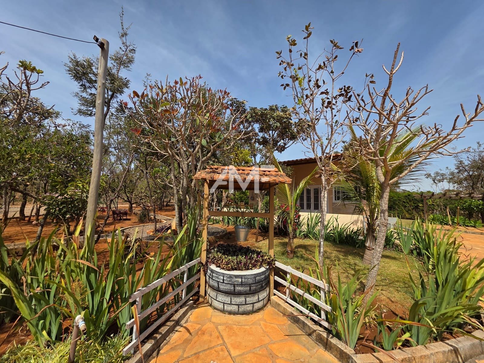 Chácara à venda com 3 quartos, 200m² - Foto 30