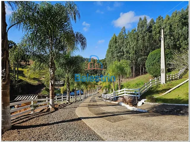 Chácara com 40938m² 3 quartos e 2 banheiros, à venda, no bairro Área Rural de Fraiburgo em Fraiburgo