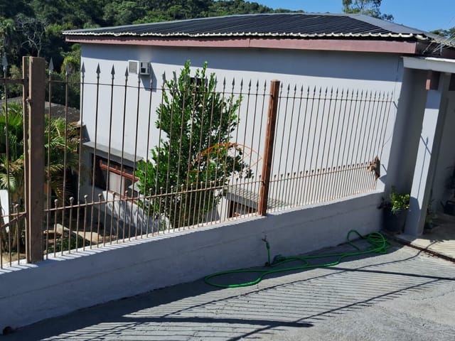 Chácara com 1390m² 2 quartos e 2 banheiros, à venda, no bairro Jardim São Luiz (Caucaia do Alto) em Cotia