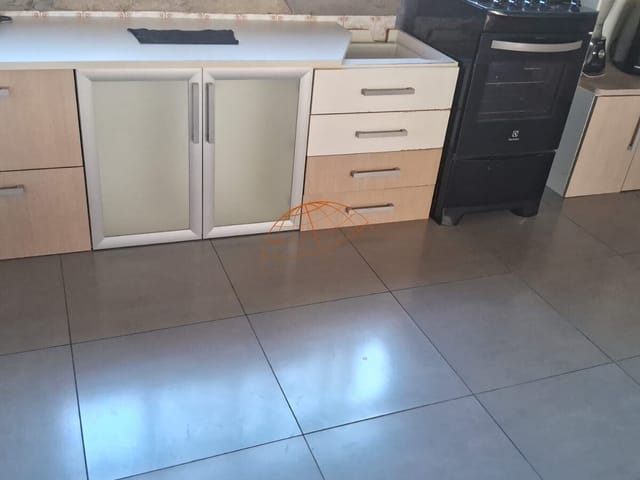 Chácara com 1390m² 2 quartos e 2 banheiros, à venda, no bairro Jardim São Luiz (Caucaia do Alto) em Cotia