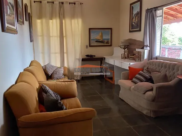 Chácara 4 quartos e 3 banheiros, à venda, no bairro Caguassu em Sorocaba