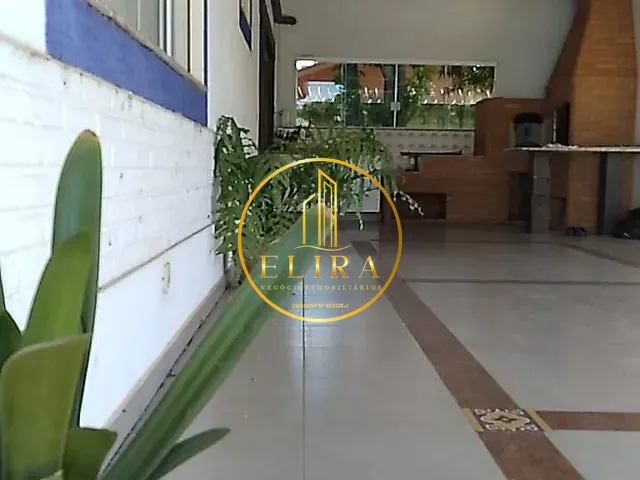 Chácara com 1117m² 2 quartos e 3 banheiros, à venda, no bairro Recanto Jatobá em Americana