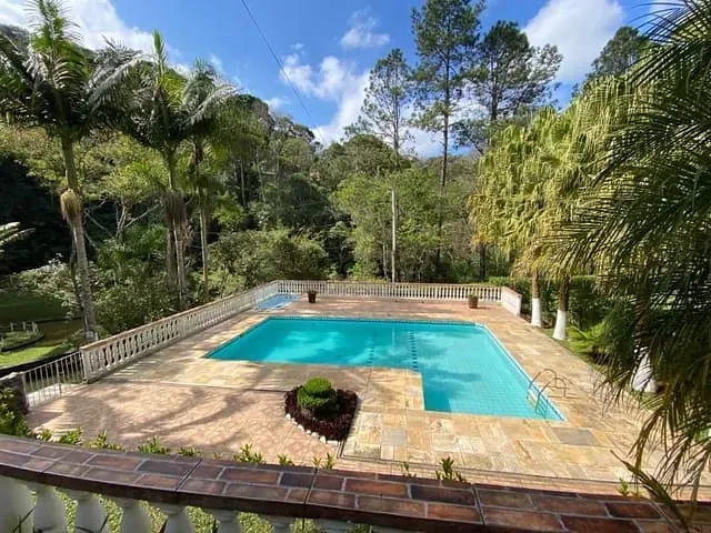 Chácara com 5500m² 3 quartos e 4 banheiros, à venda, no bairro centro em São Lourenço da Serra