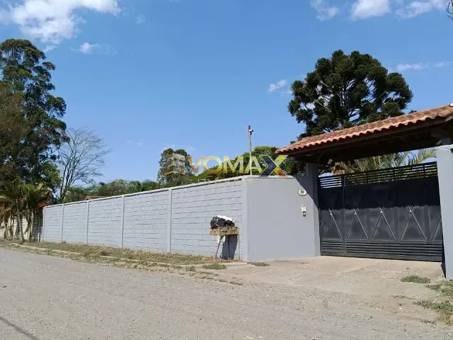 Chácara com 1500m² 2 quartos e 1 banheiro, à venda, no bairro Vale San Fernando em Itapetininga