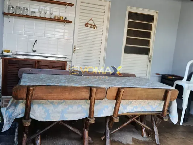 Chácara com 1500m² 2 quartos e 1 banheiro, à venda, no bairro Vale San Fernando em Itapetininga