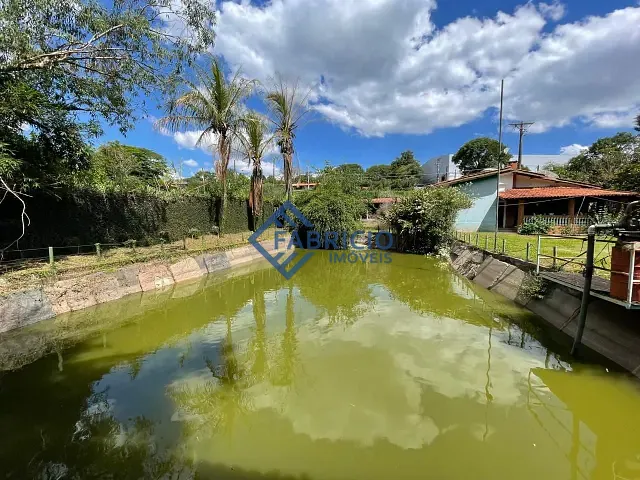 Chácara com 3211m² 3 quartos e 2 banheiros, à venda, no bairro Capivari em Louveira