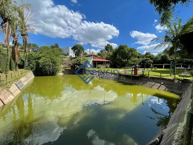 Chácara com 3211m² 3 quartos e 2 banheiros, à venda, no bairro Capivari em Louveira