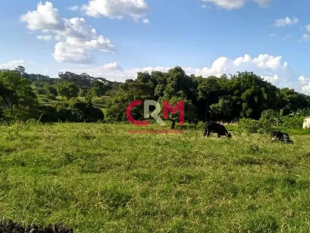 Chácara com 3200m², à venda, no bairro Jurupema em Taquaritinga