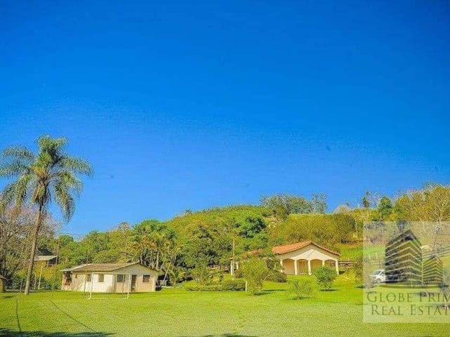 Chácara 4 quartos e 2 banheiros, à venda, no bairro Rural em Socorro