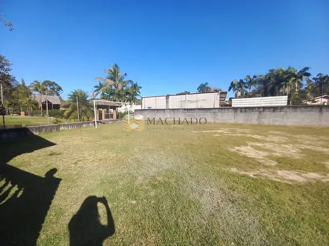 Chácara com 292m² 4 quartos e 3 banheiros, à venda, no bairro Parque Iramaia em Campo Limpo Paulista