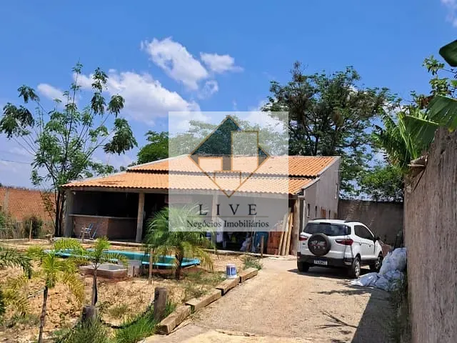 Chácara com 1000m² 2 quartos e 3 banheiros, à venda, no bairro Centro em Limeira