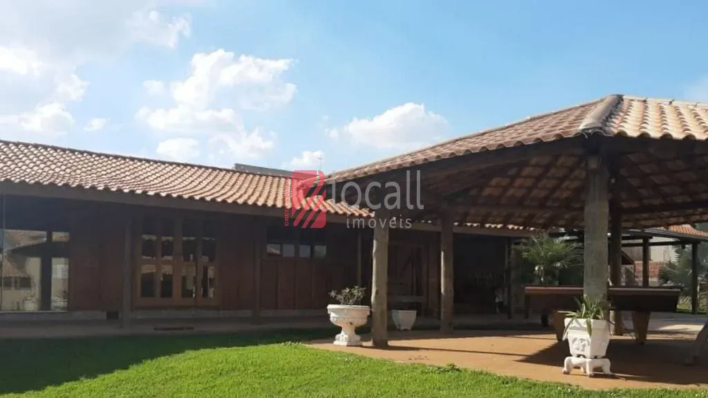 Fazenda / Sítio / Chácara com 3 quartos à venda, 150m² — foto 2 de 20