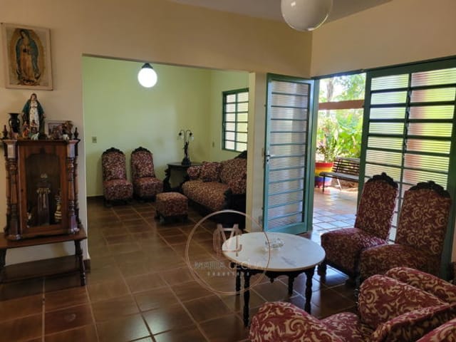 Chácara com 235m² 4 quartos e 3 banheiros, à venda, no bairro Jardim do Carmo em Araraquara