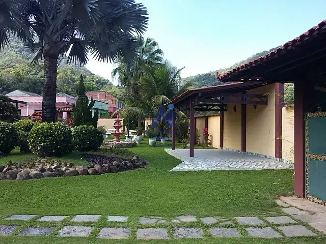 Chácara com 3851m² 5 quartos e 6 banheiros, à venda, no bairro Guaratiba em Rio de Janeiro
