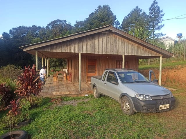 Chácara com 2650m² 3 quartos e 2 banheiros, à venda, no bairro Lavrinha em Contenda