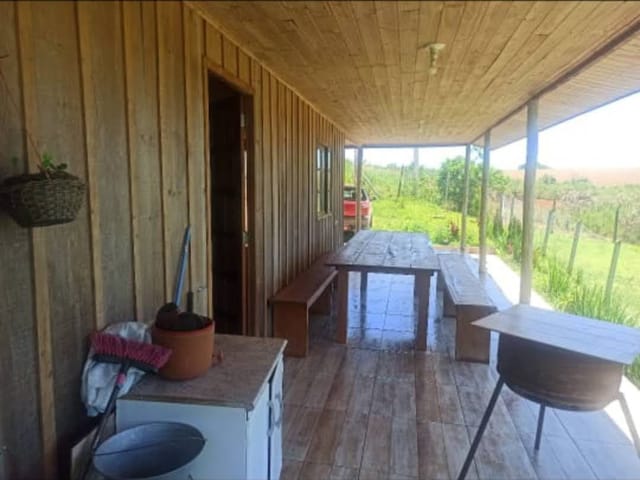Chácara com 2650m² 3 quartos e 2 banheiros, à venda, no bairro Lavrinha em Contenda