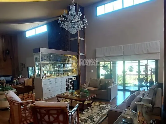 Chácara com 36300m² 5 quartos e 8 banheiros, à venda, no bairro Espírito Santo em Londrina