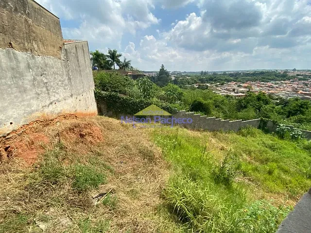 Chácara com 1672m² 3 quartos e 4 banheiros, à venda ou para alugar, no bairro Vila Fátima em Capivari
