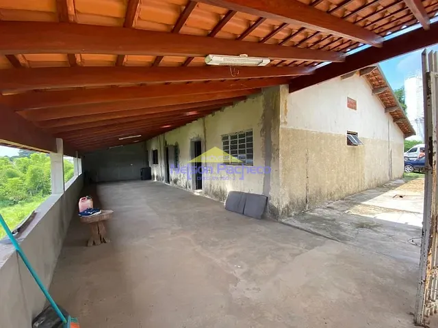 Chácara com 1672m² 3 quartos e 4 banheiros, à venda ou para alugar, no bairro Vila Fátima em Capivari