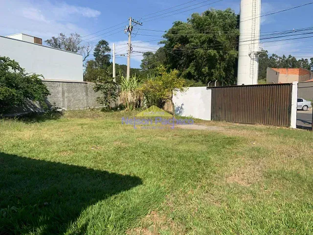 Chácara com 1672m² 3 quartos e 4 banheiros, à venda ou para alugar, no bairro Vila Fátima em Capivari