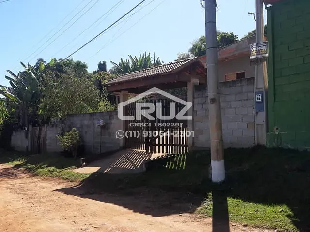 Chácara com 1000m² 2 quartos e 2 banheiros, à venda, no bairro Santa Tereza  em Santa Branca