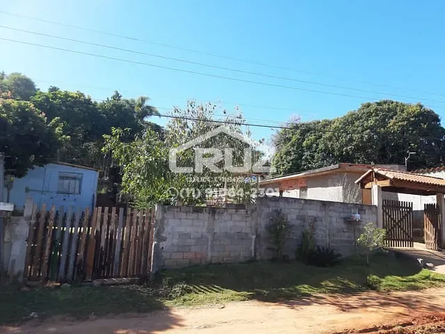 Chácara com 1000m² 2 quartos e 2 banheiros, à venda, no bairro Santa Tereza  em Santa Branca