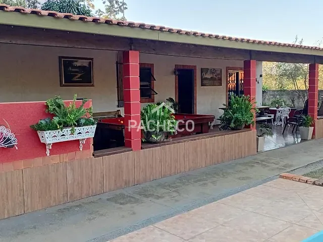 Chácara com 1200m² 2 quartos e 2 banheiros, à venda, no bairro Jardim Primavera em Americana