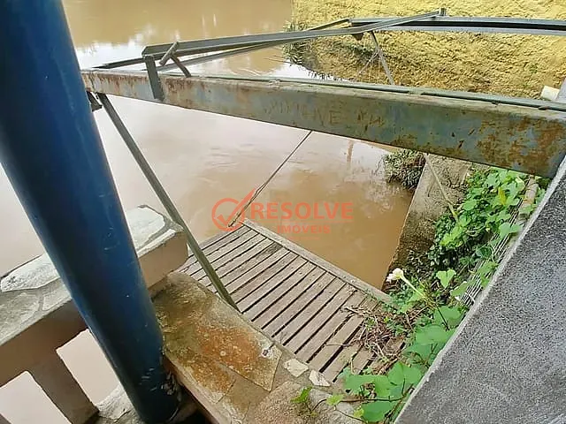 Chácara com 519m² 3 quartos e 3 banheiros, à venda, no bairro Morro Branco em Guararema