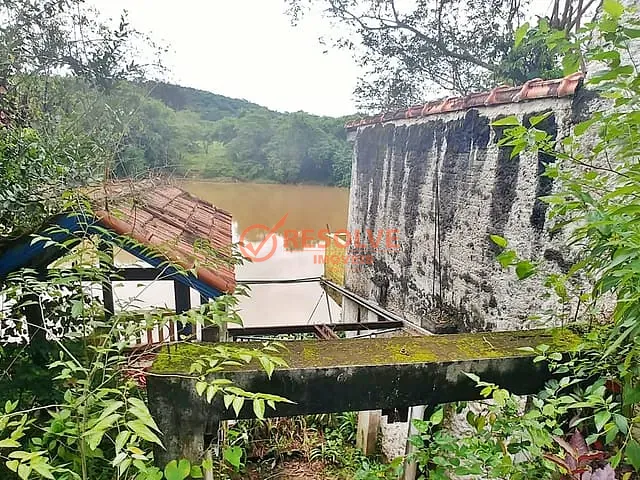 Chácara com 519m² 3 quartos e 3 banheiros, à venda, no bairro Morro Branco em Guararema