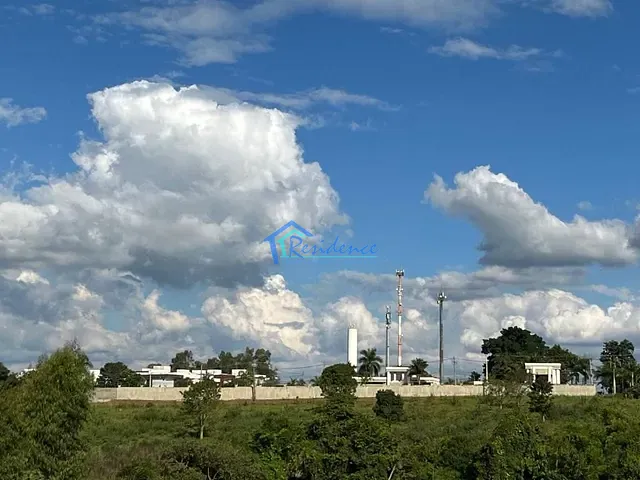 Chácara com 3050m² 2 quartos e 1 banheiro, à venda, no bairro Colinas do Mosteiro de Itaici em Indaiatuba