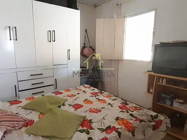 Chácara com 4200m² 2 quartos e 1 banheiro, à venda, no bairro Zona Rural em Guaxupé