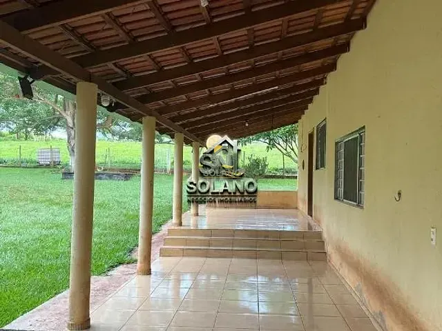 Chácara com 3m² 3 quartos e 2 banheiros, à venda, no bairro Setor Central em Anicuns