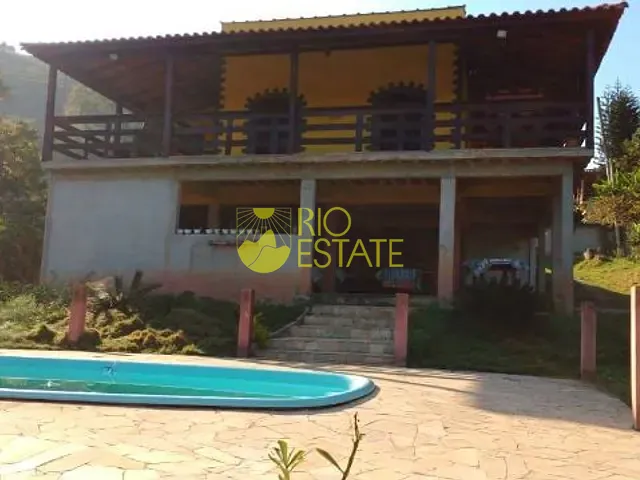 Chácara com 2000m² 3 quartos e 2 banheiros, à venda, no bairro Goiabal em Barra Mansa