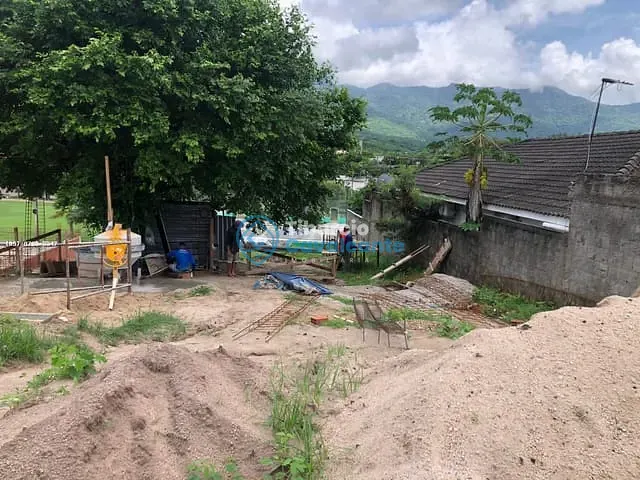 Terreno com 360m², à venda, no bairro Parque Iracema em Maranguape